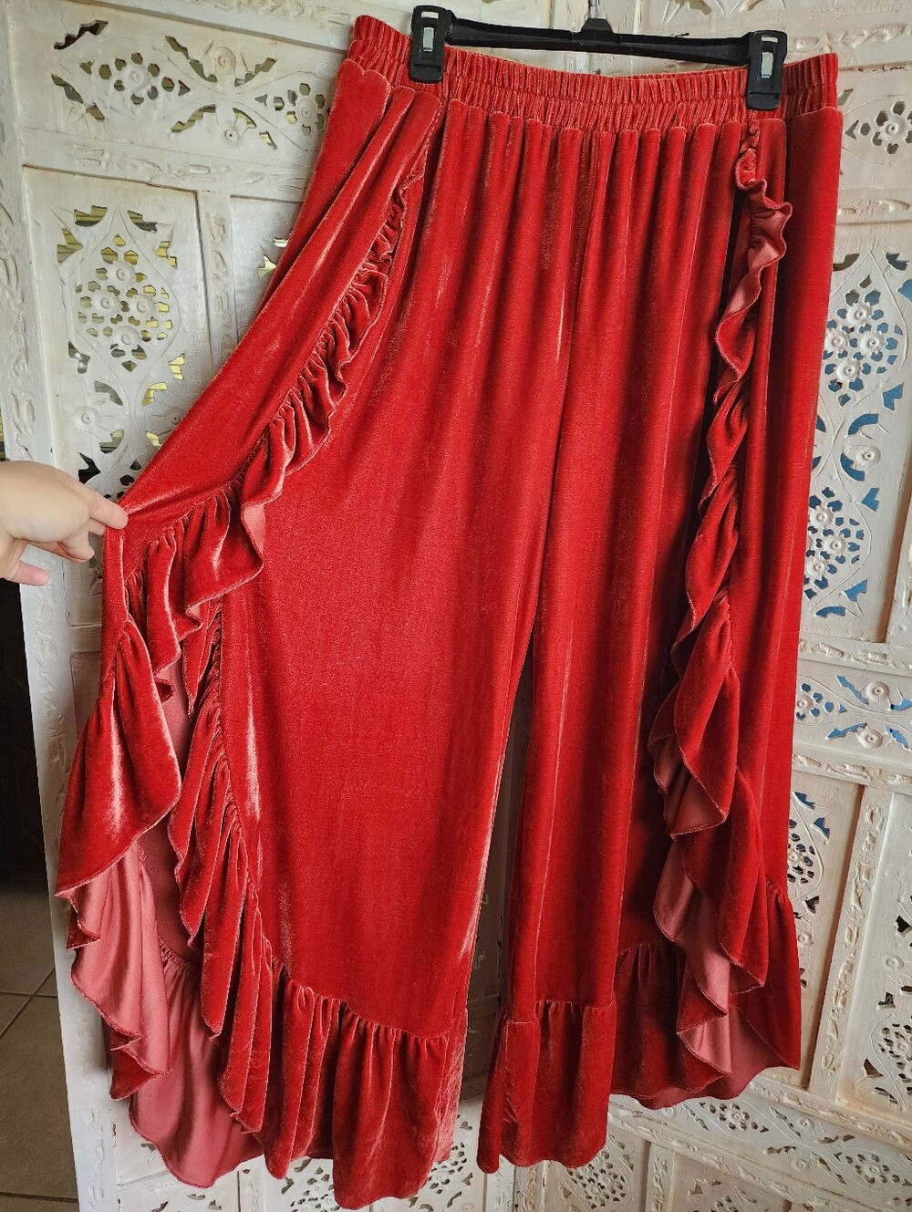 RusttyDustty XL Burnt Orange Velvet Flare & Slit Ruffle Leg Pants - Picture 4 of 11